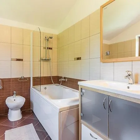 Family Holiday home Medulin